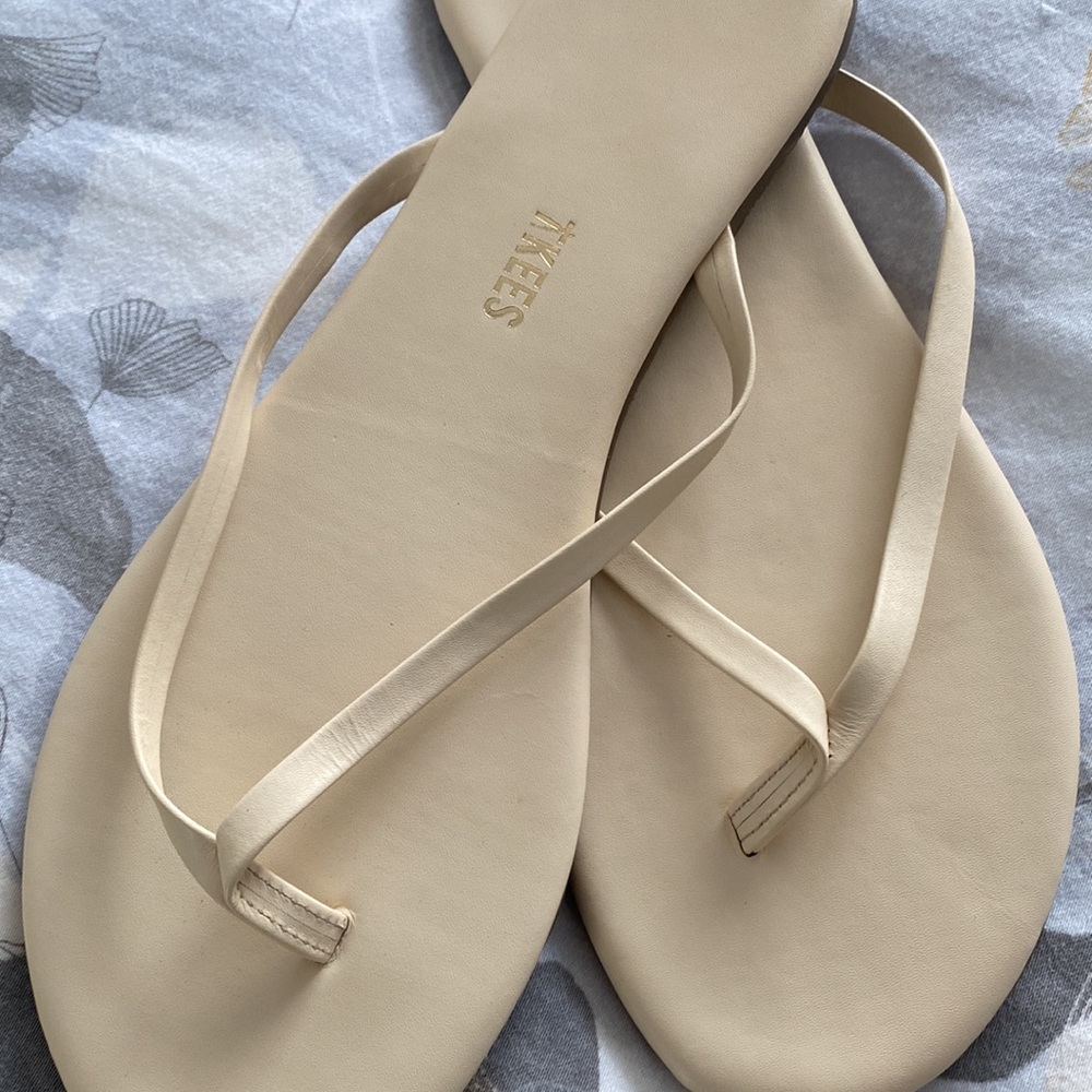 TKEES Lily size 9 Brand New